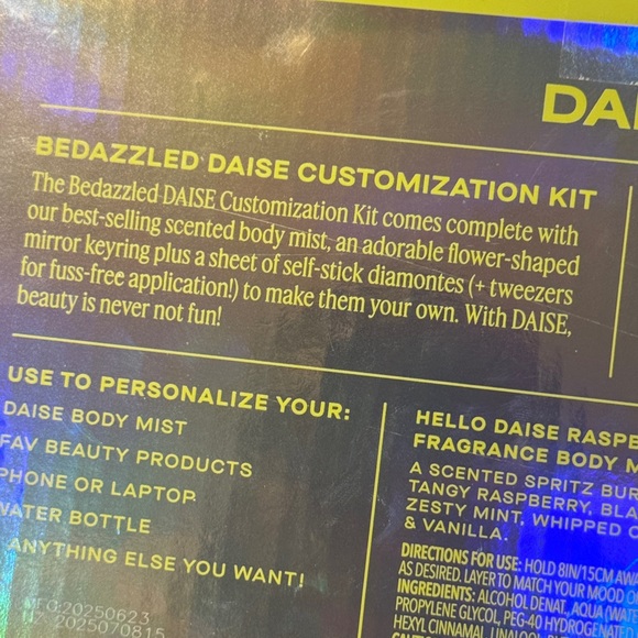 Daise Raspberry& Mint Body Bedazzled Kit with Mist & Mirror | NIP - Picture 5 of 5